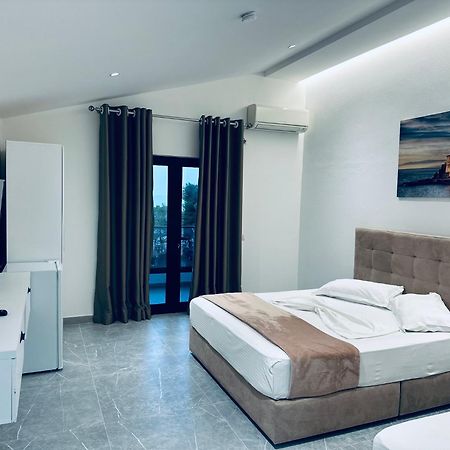 Molla Hotel Restorant Shëngjin Eksteriør billede