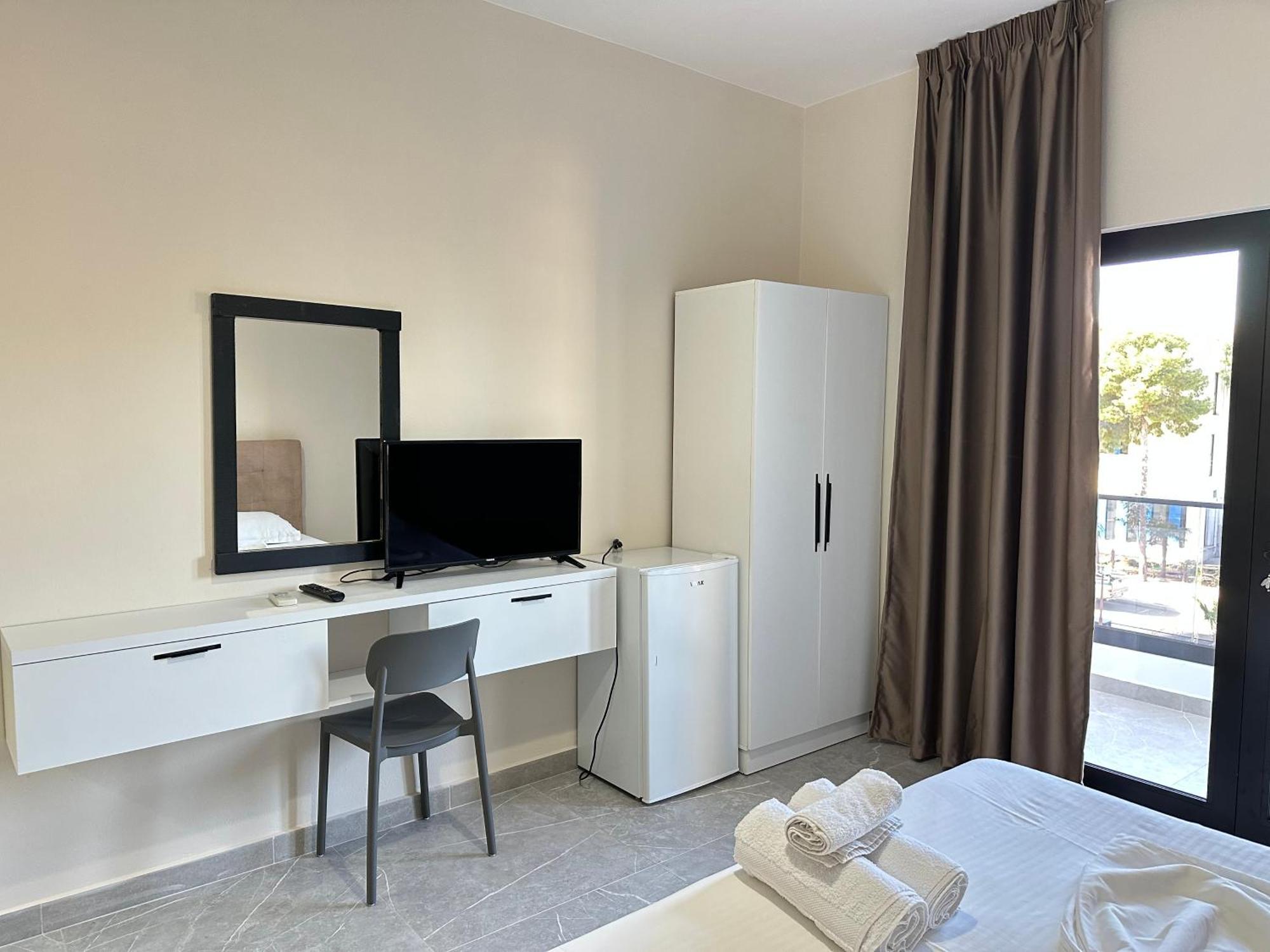 Molla Hotel Restorant Shëngjin Eksteriør billede