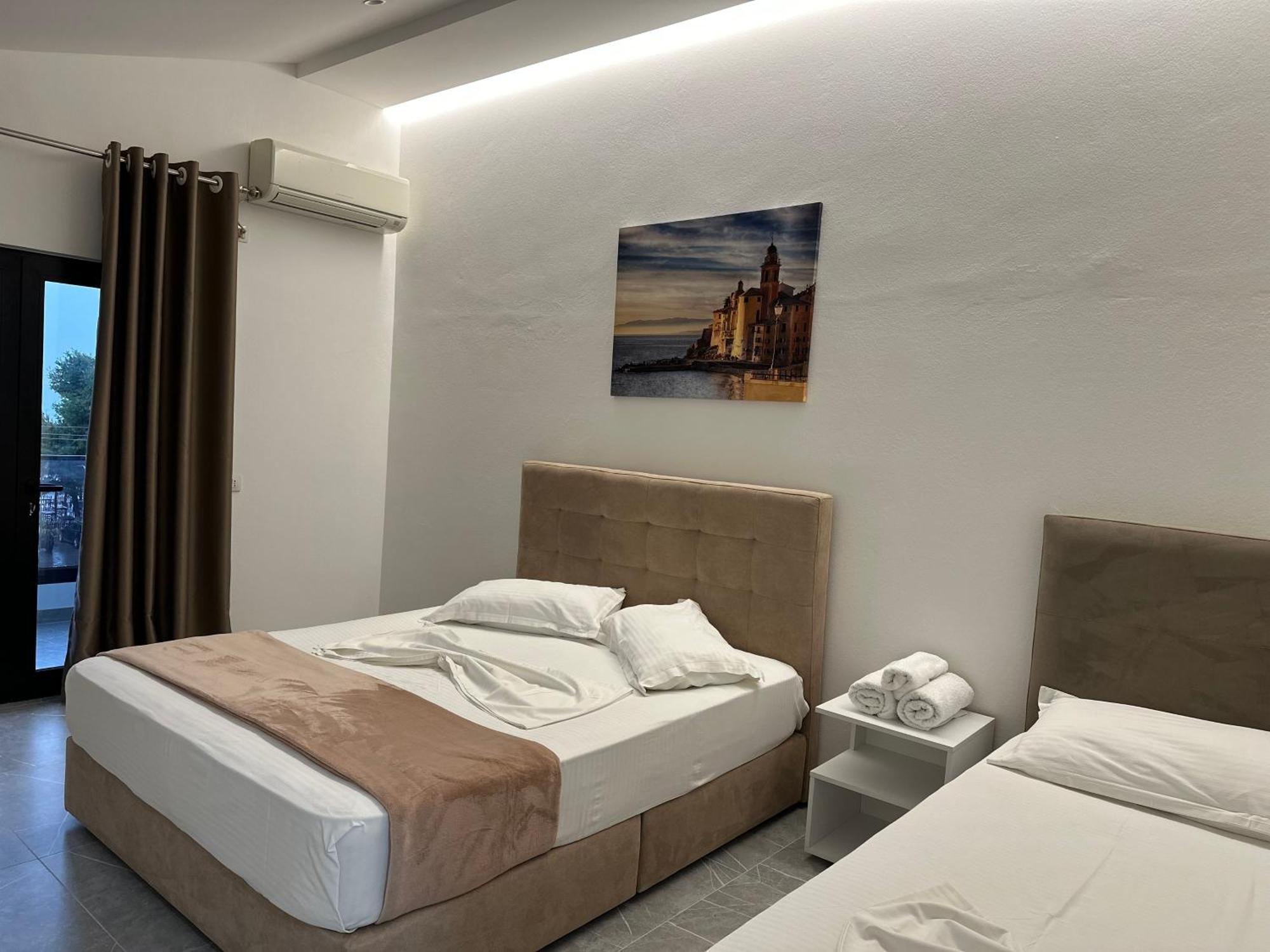 Molla Hotel Restorant Shëngjin Eksteriør billede