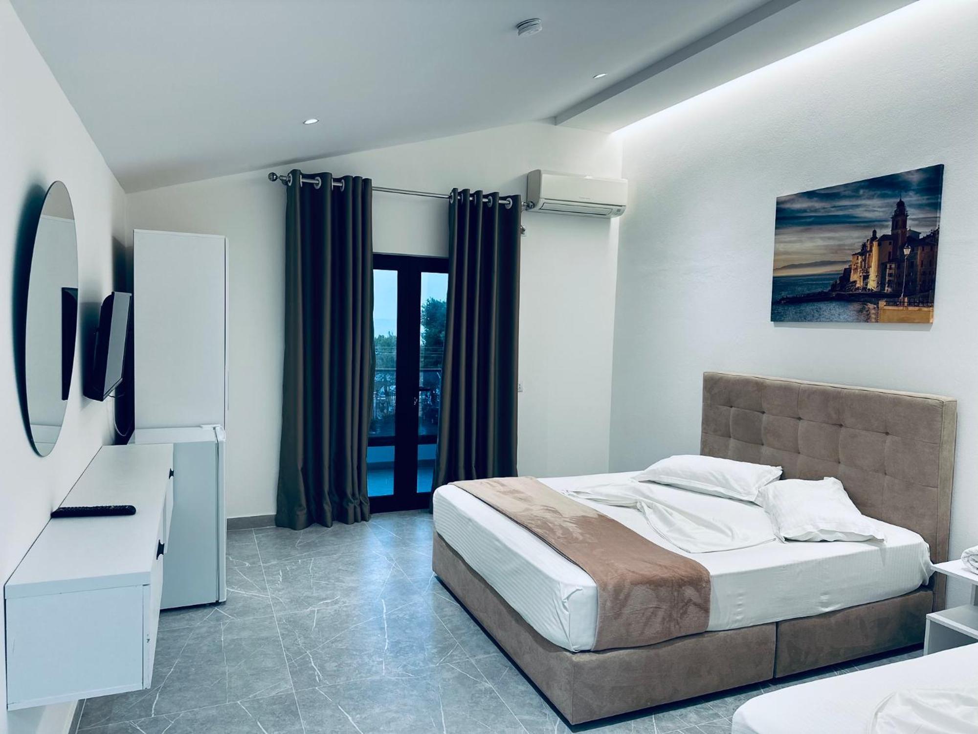 Molla Hotel Restorant Shëngjin Eksteriør billede