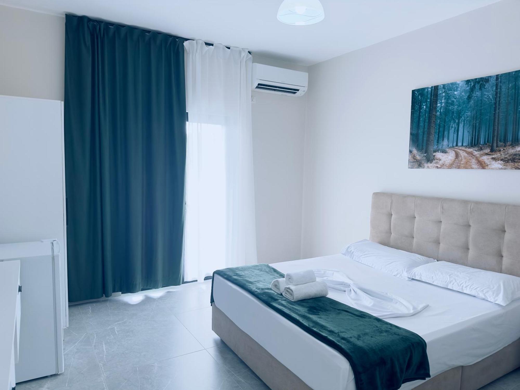 Molla Hotel Restorant Shëngjin Eksteriør billede